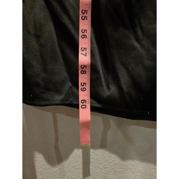 Mac Duggal Women's Long Sleeve Draped Structured Bow Gown Black Size 16 Formal - Picture 10 of 16